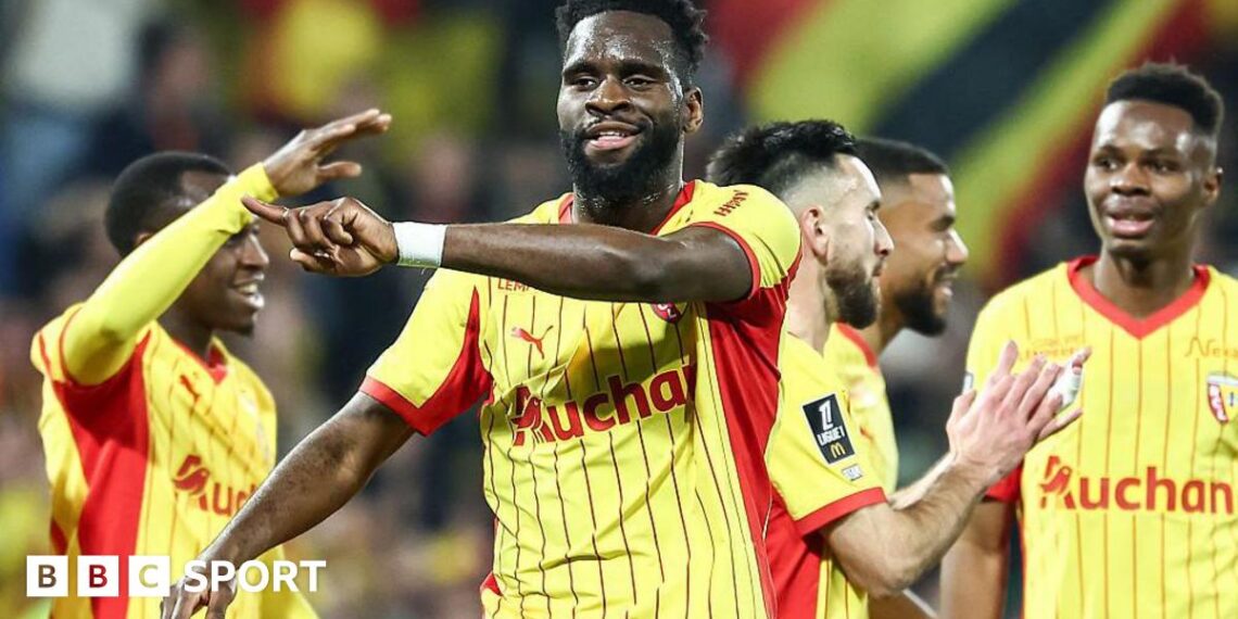 Lens celebrate