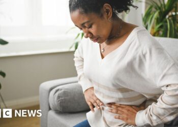 How to check whether you have bowel cancer