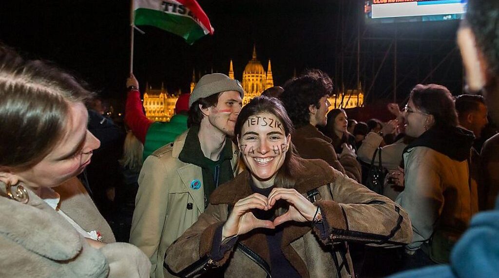 Hungarian voters celebrate 'much-needed' change