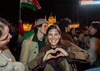 Hungarian voters celebrate 'much-needed' change