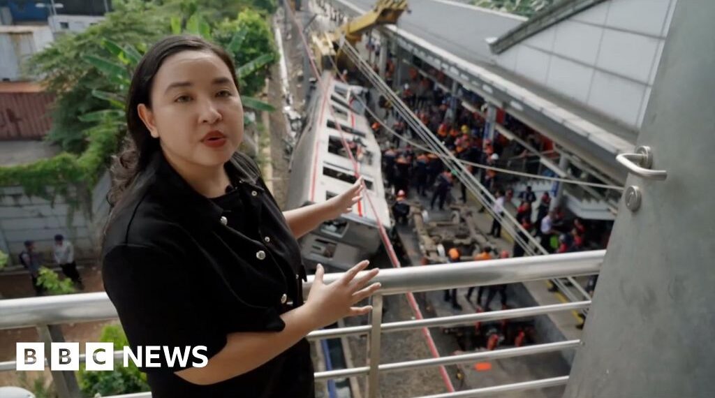 Indonesia train crash kills at least 15 female passengers