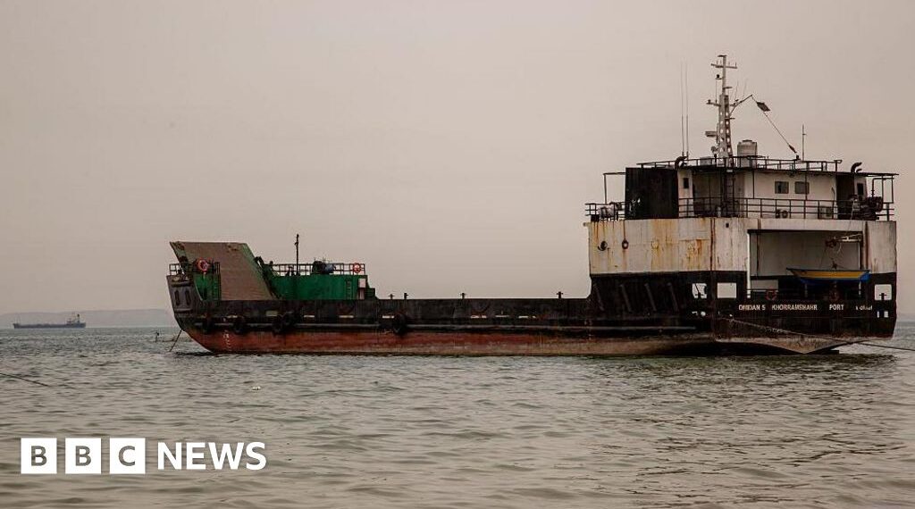 Iran says Strait of Hormuz cannot be opened due to ceasefire breaches