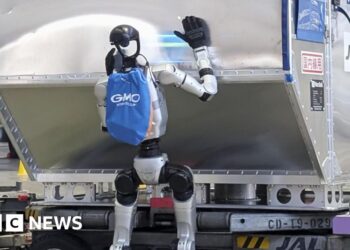Japan Airlines trials humanoid robots as ground handlers
