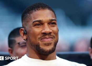 Anthony Joshua ringside at Tyson Fury's fight against Arslanbek Makhmudov in April 2026