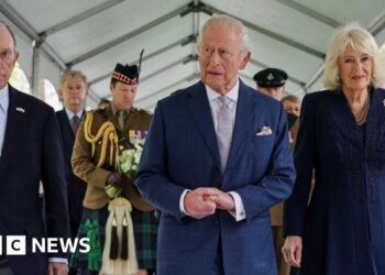 King and Queen lay flowers at 9/11 Memorial in New York