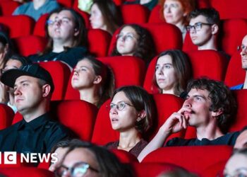 Loud eaters and phones nearly spoiled my cinema trip - and it's not just me