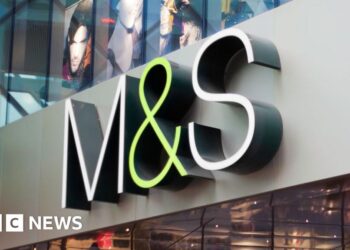 M&S boss calls for more action on crime and abuse of staff