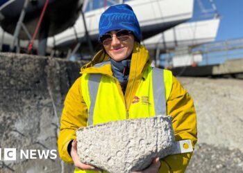 Marine makeover for yacht club's seawall