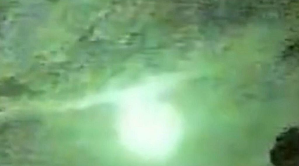 Meteor lights up night sky over Kent