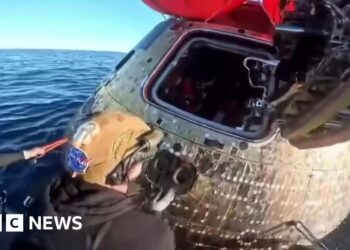 New video shows moment Orion capsule is opened at sea