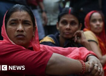Noida protests: Workers in India demand hike in minimum wage