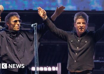 Oasis among record number of Brits entering Rock & Roll Hall of Fame