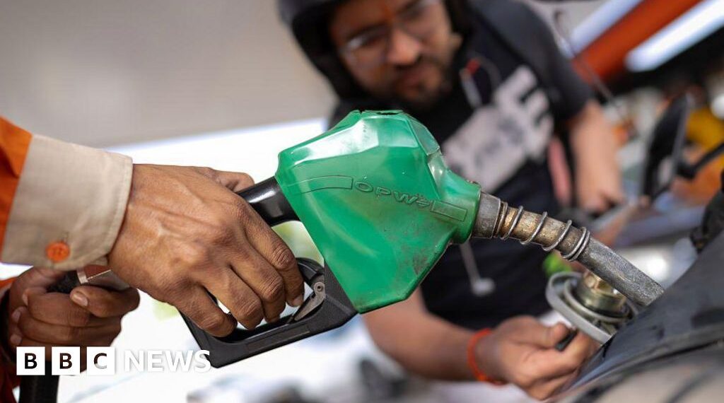 Oil prices rise as investors eye fragile US-Iran ceasefire