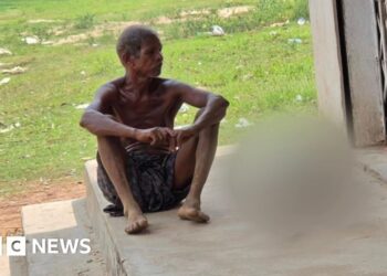 Outrage after Indian man carries his sister's skeleton to a bank to prove her death