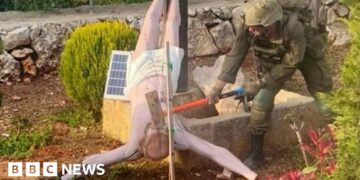 Outrage over Israeli soldier's vandalism of Jesus statue in Lebanon