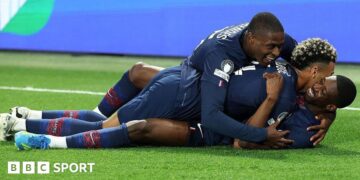 Paris St-Germain celebrate