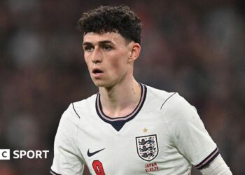 Phil Foden playing for England against Japan