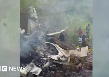Plane crash in South Sudan kills all 15 on board