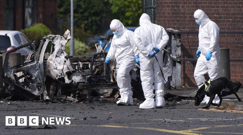 Police station bomb sounded like car hitting wall, says resident