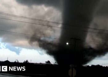 Powerful tornadoes barrel through northern Oklahoma
