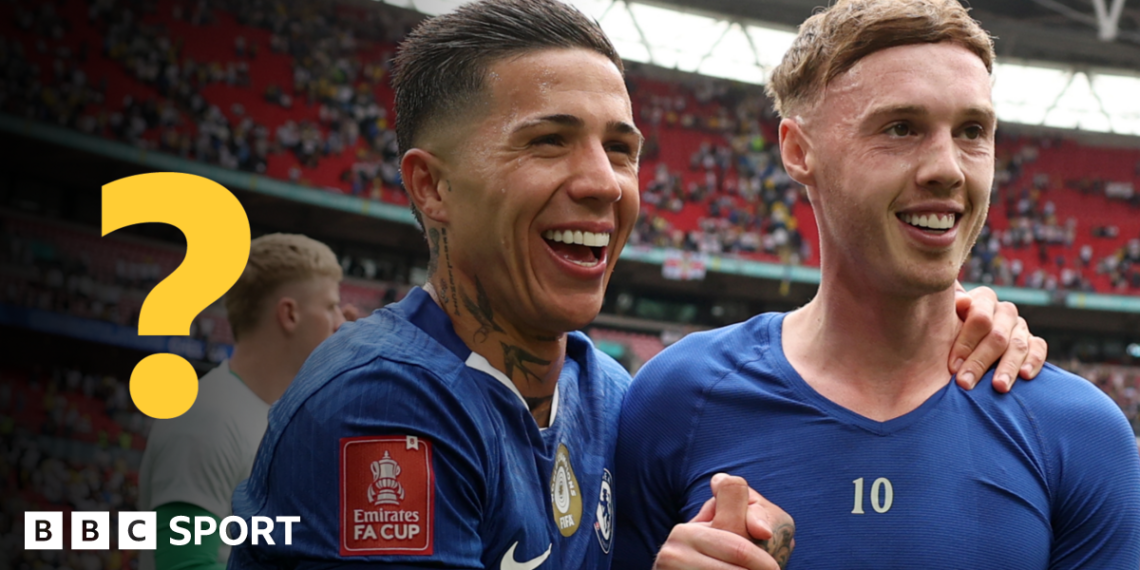 Crystal Palace players celebrate lifting the FA Cup