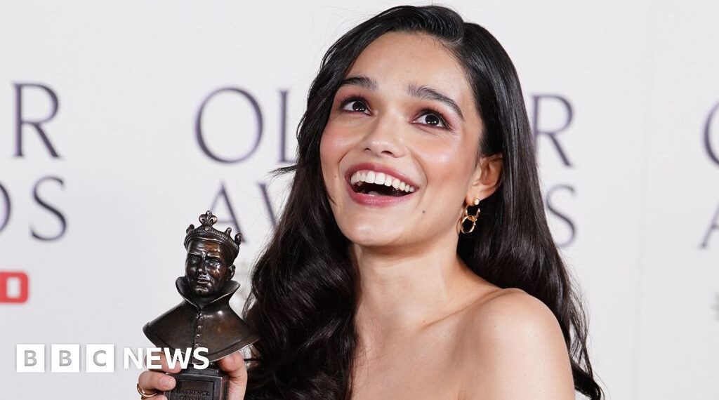 Rachel Zegler's heroes, Brian Cranston's nap schedule and more moments from the Olivier Awards