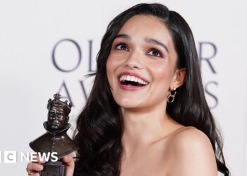 Rachel Zegler's heroes, Brian Cranston's nap schedule and more moments from the Olivier Awards