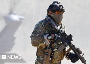 Rescue team in Iran face 'harrowing and dangerous' search for US crew member