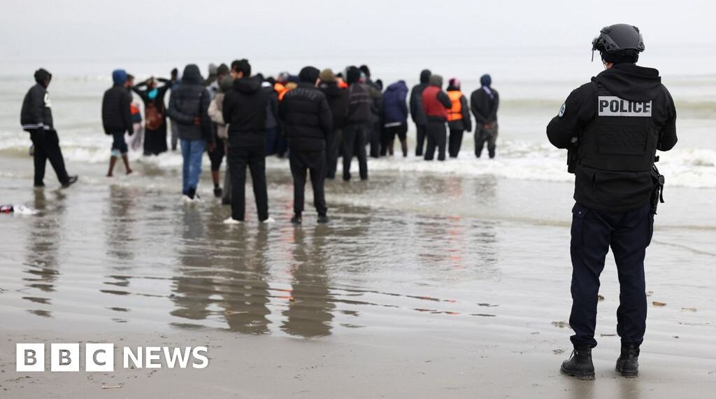Riot police to deploy on French beaches under new deal to stop illegal Channel migrant crossings