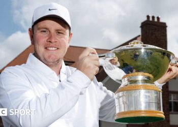 Robert MacIntyre with the Scottish Open trophy