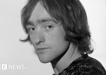 Rock band Traffic co-founder Dave Mason dies at 79