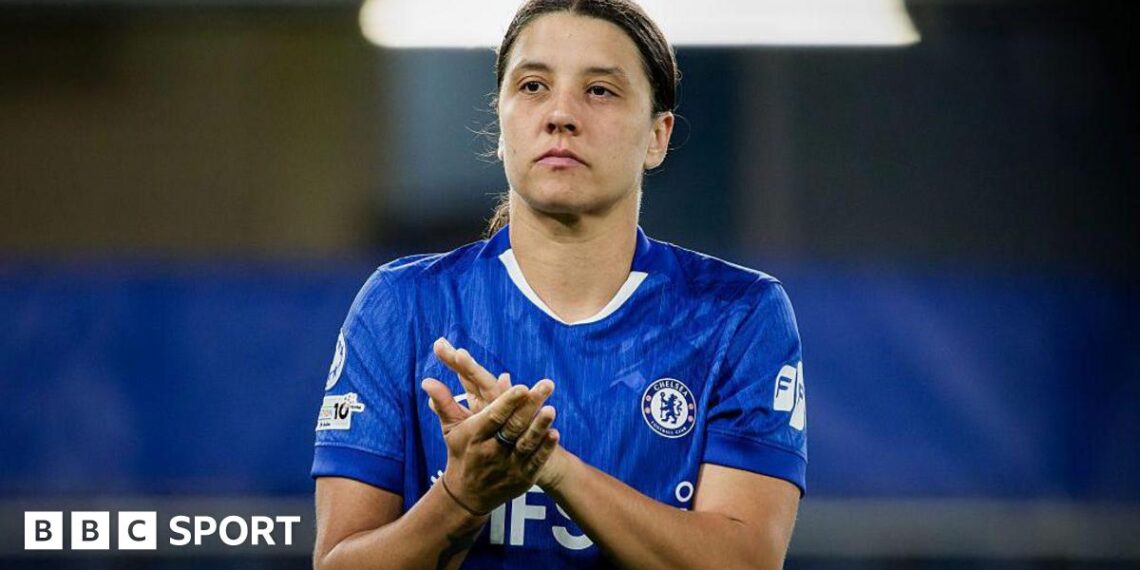 Sam Kerr claps