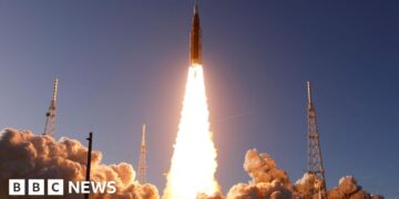 Scientists excited to receive first Artemis signal