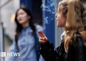 Smoking ban for people born after 2008 in the UK agreed