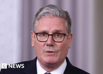 Starmer accused of 'skulking' and shunning Sarwar in Scotland