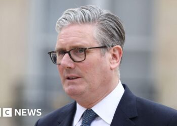 Starmer insists 'majority' of Labour MPs back his leadership
