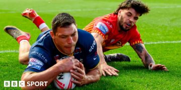 Ryan Hall dives in to score a try for Leeds Rhinos