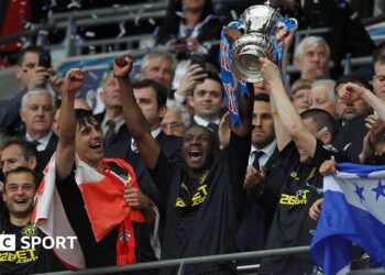 Wigan lifting the FA Cup
