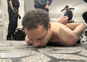 Suspected gunman at Washington press dinner identified as 31-year-old Californian
