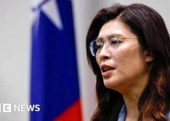 Taiwan opposition leader visits China for expected meeting with Xi Jinping