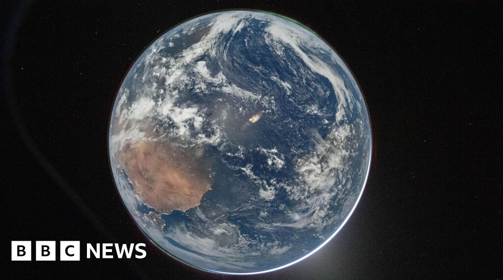 The 40 minutes when the Artemis crew loses contact with the Earth
