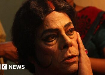 The man who became one of India's greatest stage queens