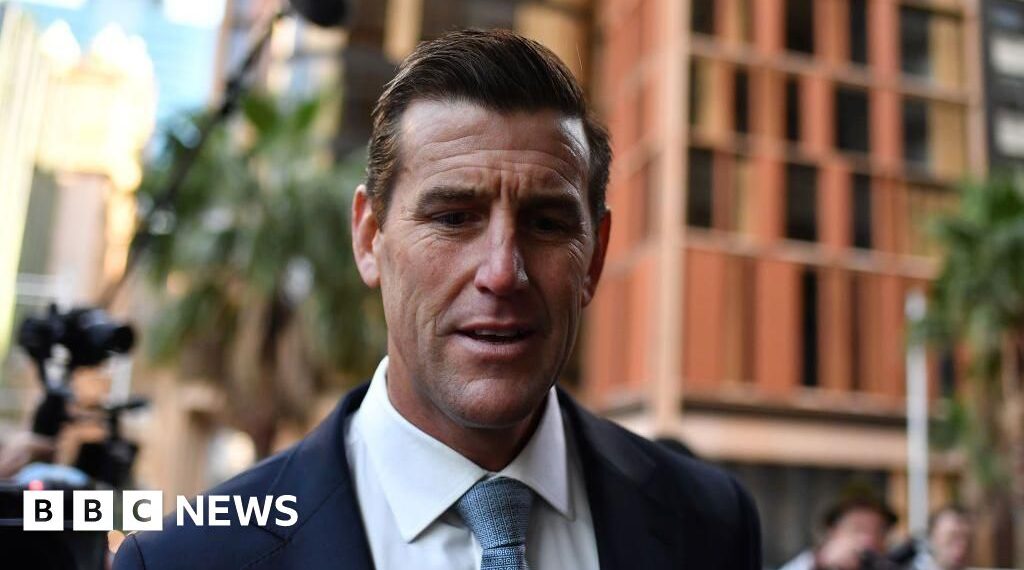 Top Australian soldier to remain in jail over alleged war crimes