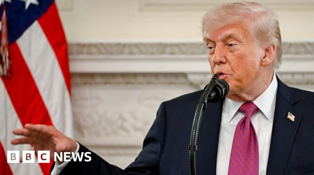 Trump buys time for Iran deal after frantic day of diplomacy