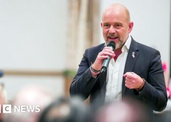 Trump endorses ex-UK political aide Steve Hilton for California governor