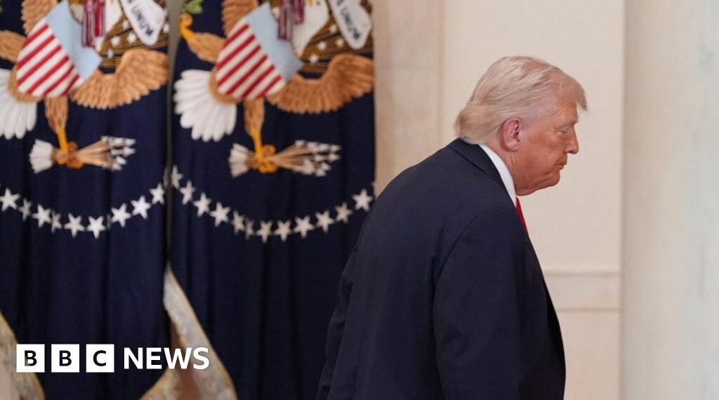 Trump offers few answers as he seeks to calm nerves over Iran war