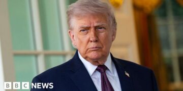 Trump says US will not lift Hormuz blockade until deal made with Iran