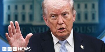 Trump's attack on former allies exposes splintered MAGA coalition