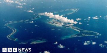 UK shelves Chagos deal after Trump opposition