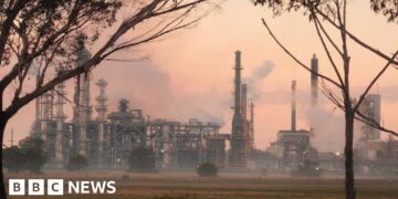 'Unprecedented' fire at Australian oil refinery to impact nation's petrol supplies